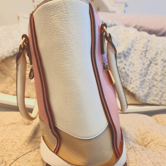 💕 CHARMING CHARLES Purse 💕 - Picture 5 of 10